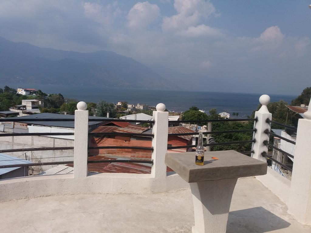 Hotel Don Chema San Pedro La Laguna Eksteriør billede